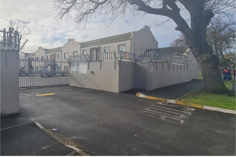 To Let 2 Bedroom Property for Rent in Belmont Park Western Cape